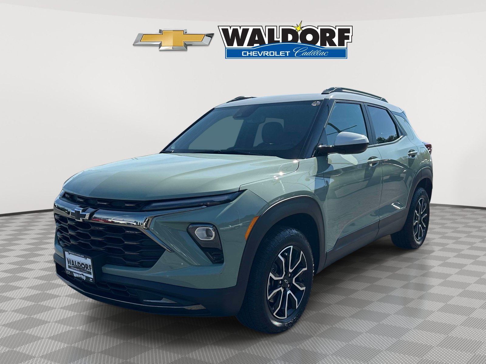 Used 2024 Chevrolet TrailBlazer ACTIV w/ Convenience Package AWD/4WD image 3