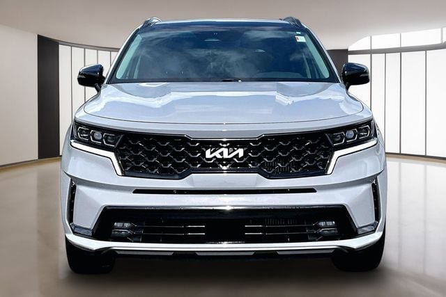 Used 2023 Kia Sorento SX FWD image 2