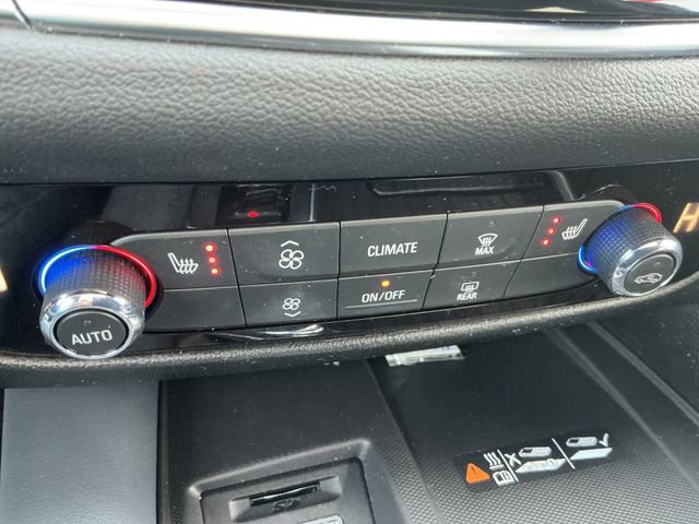 Used 2022 Buick Enclave Essence w/ Experience Buick Package image 51