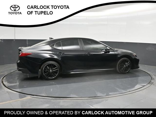 Used 2025 Toyota Camry SE w/ Convenience Package FWD image 4