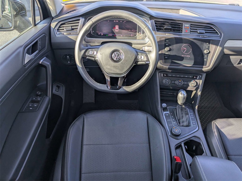 Used 2021 Volkswagen Tiguan SE image 18