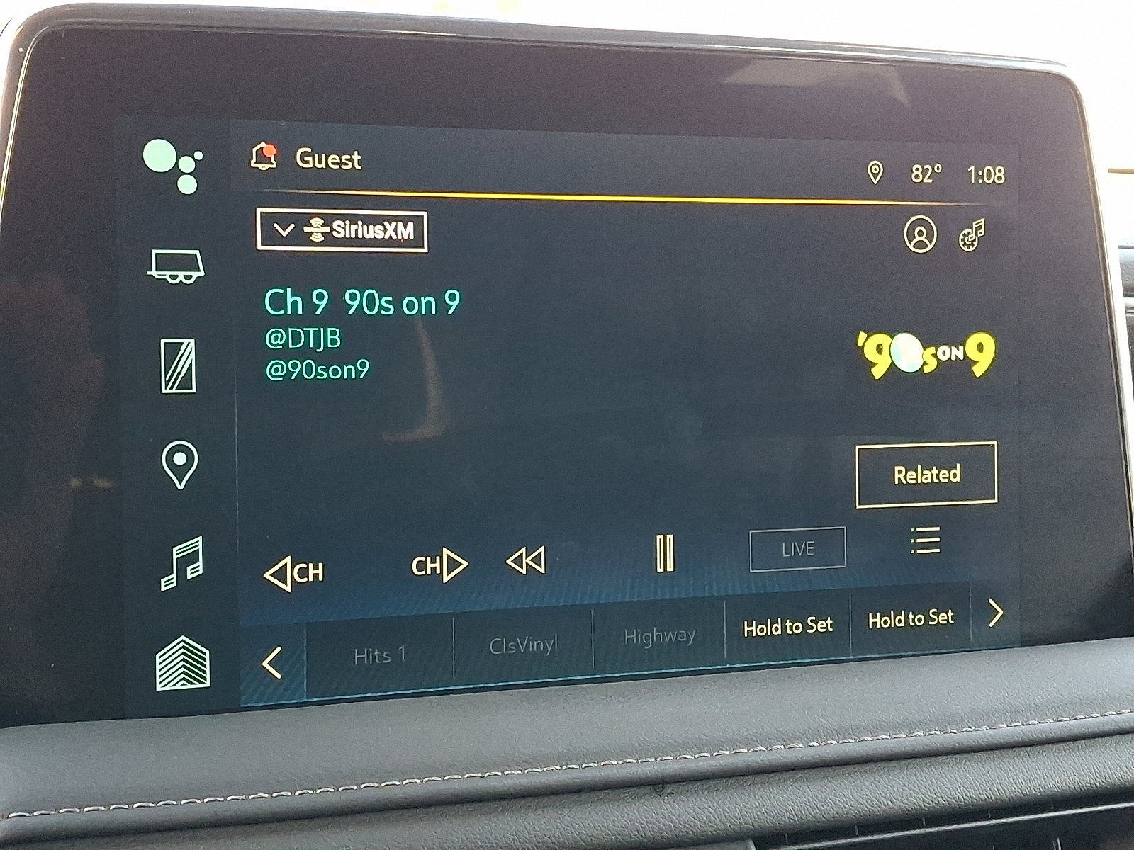 Certified 2023 Chevrolet Tahoe Z71 w/ Luxury Package AWD/4WD image 19