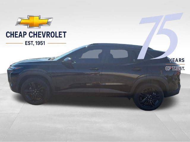Used 2024 Chevrolet Trax ACTIV w/ Sunroof Package FWD image 2