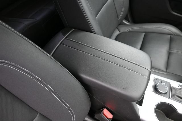 Used 2024 Chevrolet Blazer LT w/ Midnight/Sport Edition FWD image 33