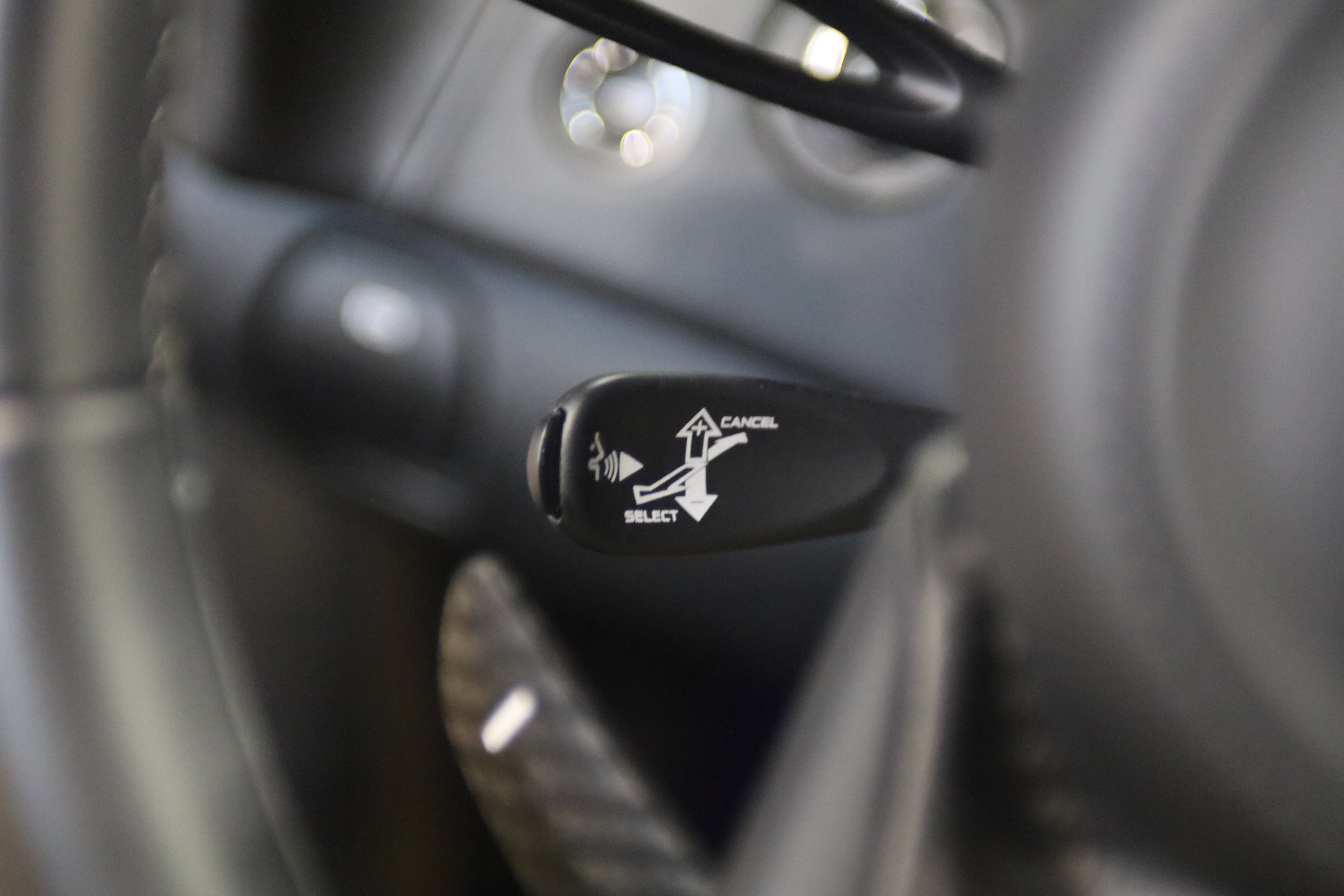 Used 2023 McLaren GT RWD image 23