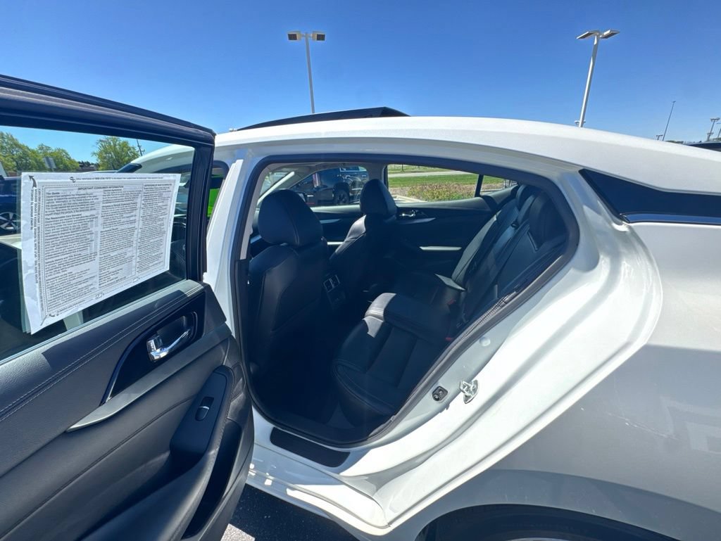 Used 2023 Nissan Maxima SL FWD image 20