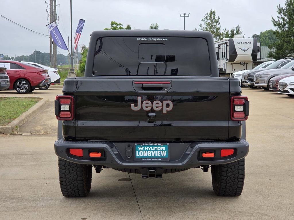 Used 2024 Jeep Gladiator Mojave w/ Safety Group AWD/4WD image 5