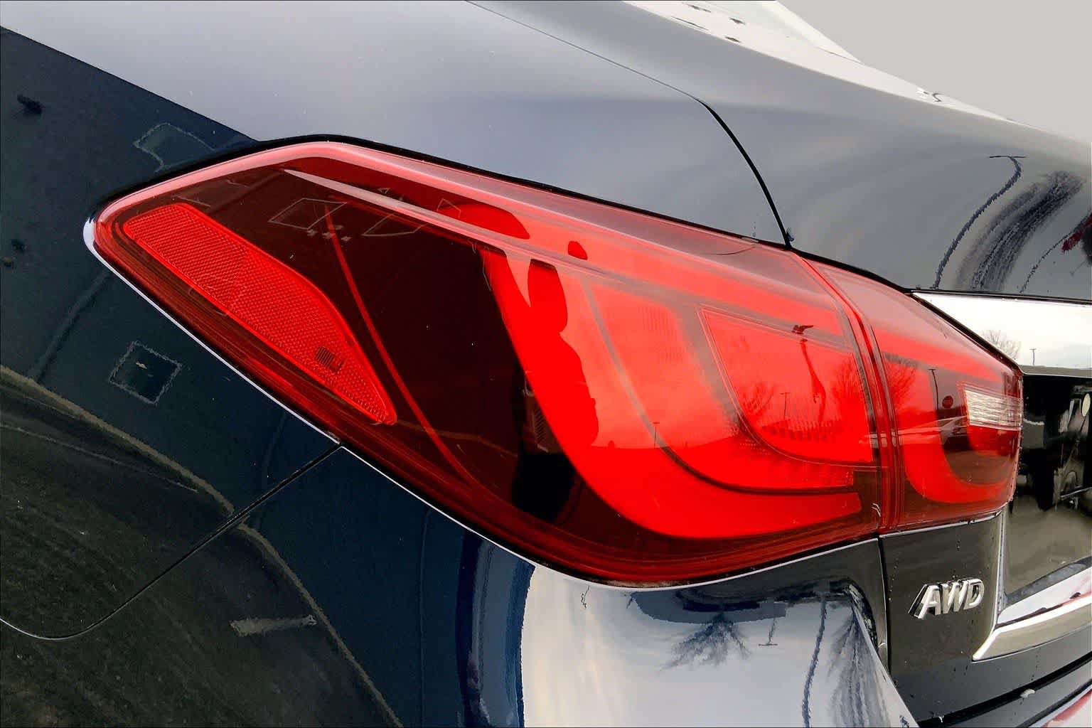 Used 2016 INFINITI Q70 3.7 AWD/4WD image 29