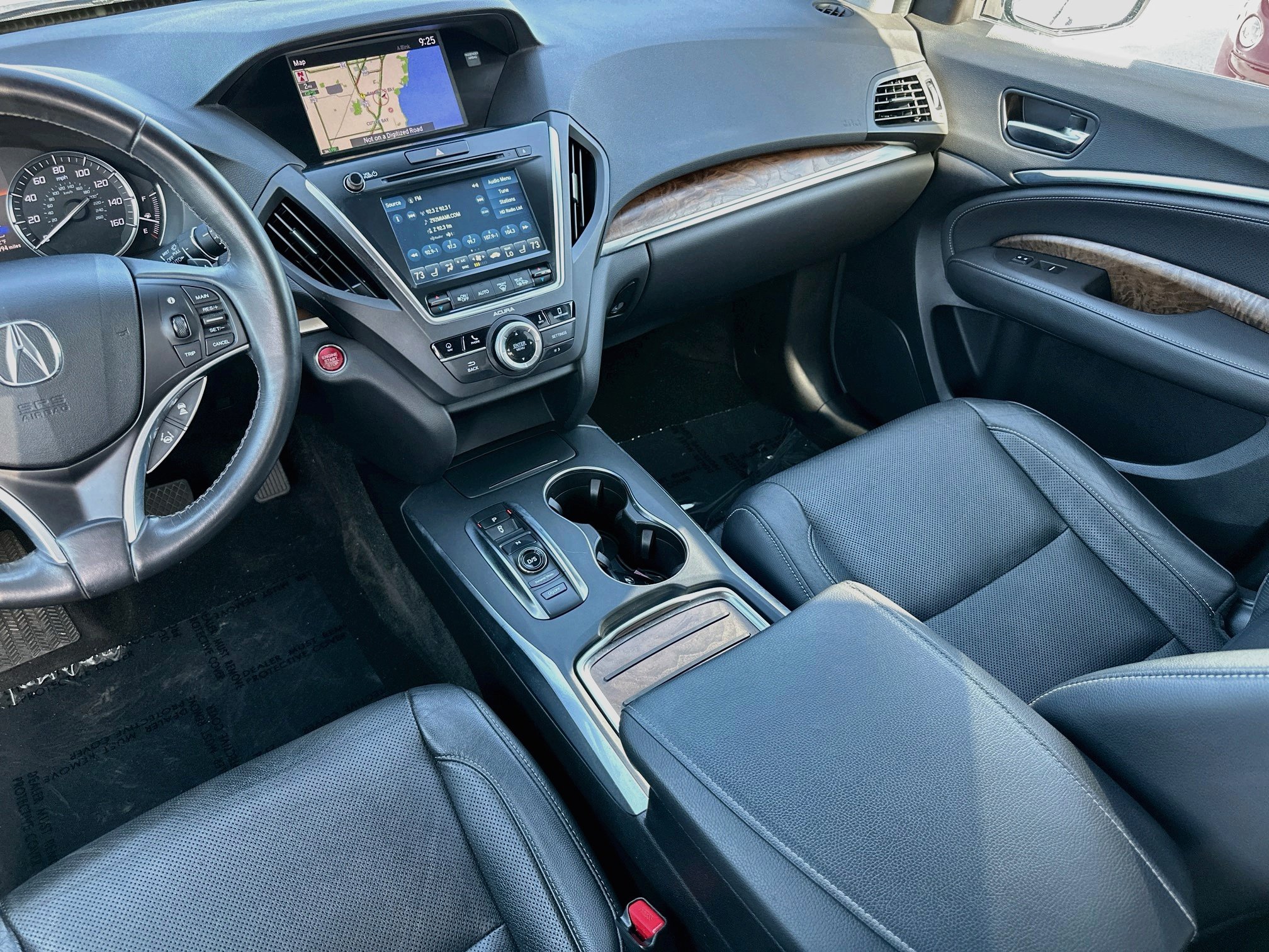 Used 2020 Acura MDX w/ Technology Package AWD/4WD image 24