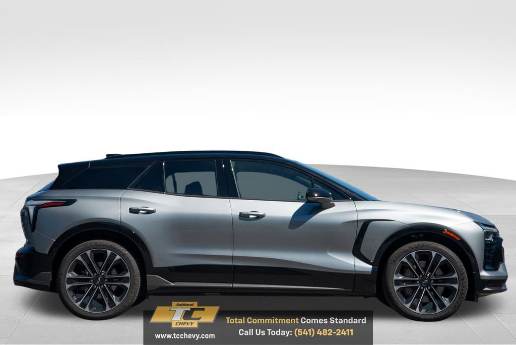 New 2026 Chevrolet Blazer EV SS w/ Performance Package AWD/4WD image 5