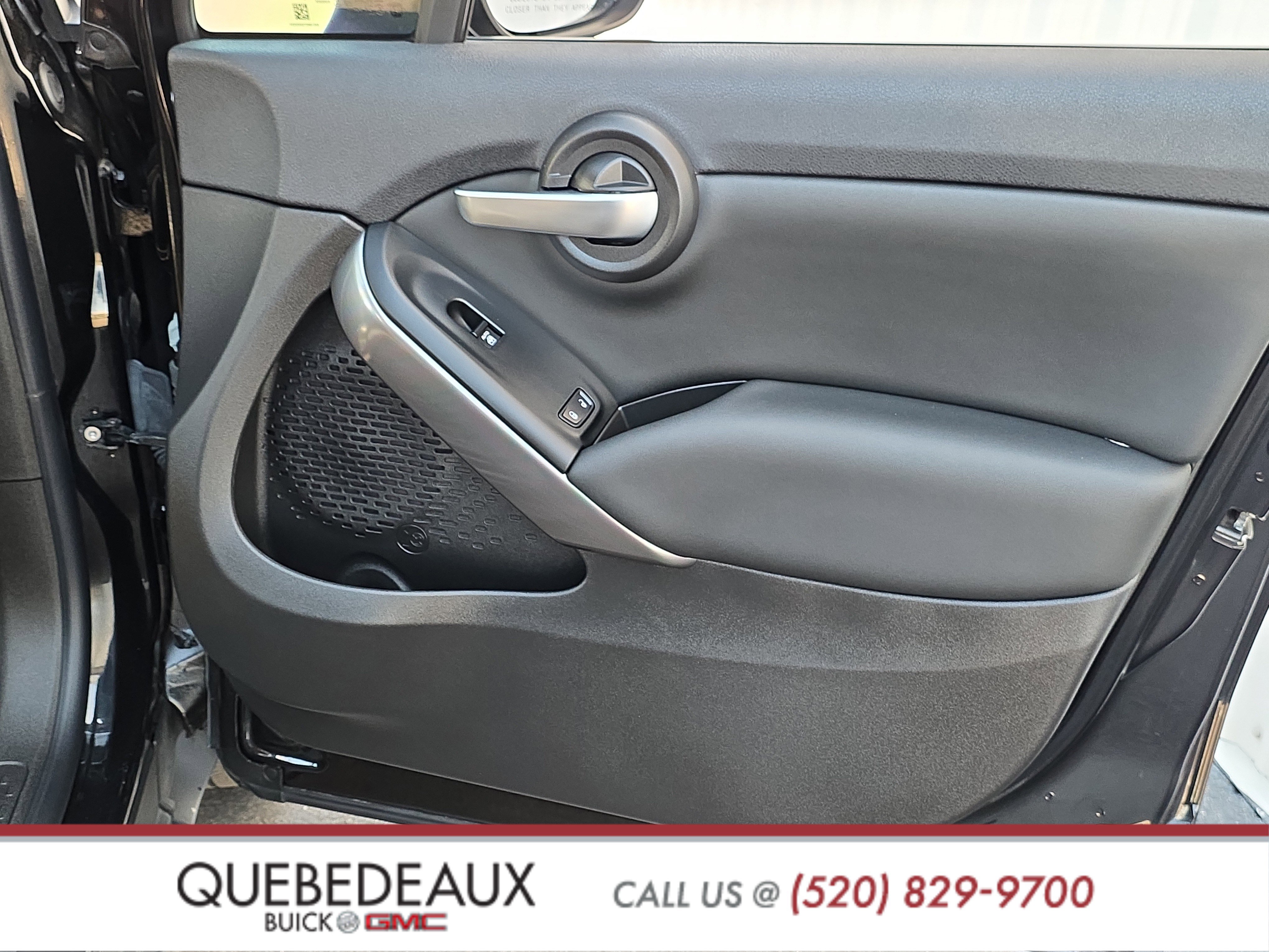 Used 2023 FIAT 500X Pop image 29