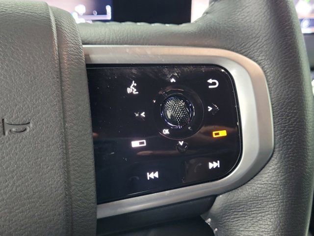 Used 2025 Nissan Armada SL image 27