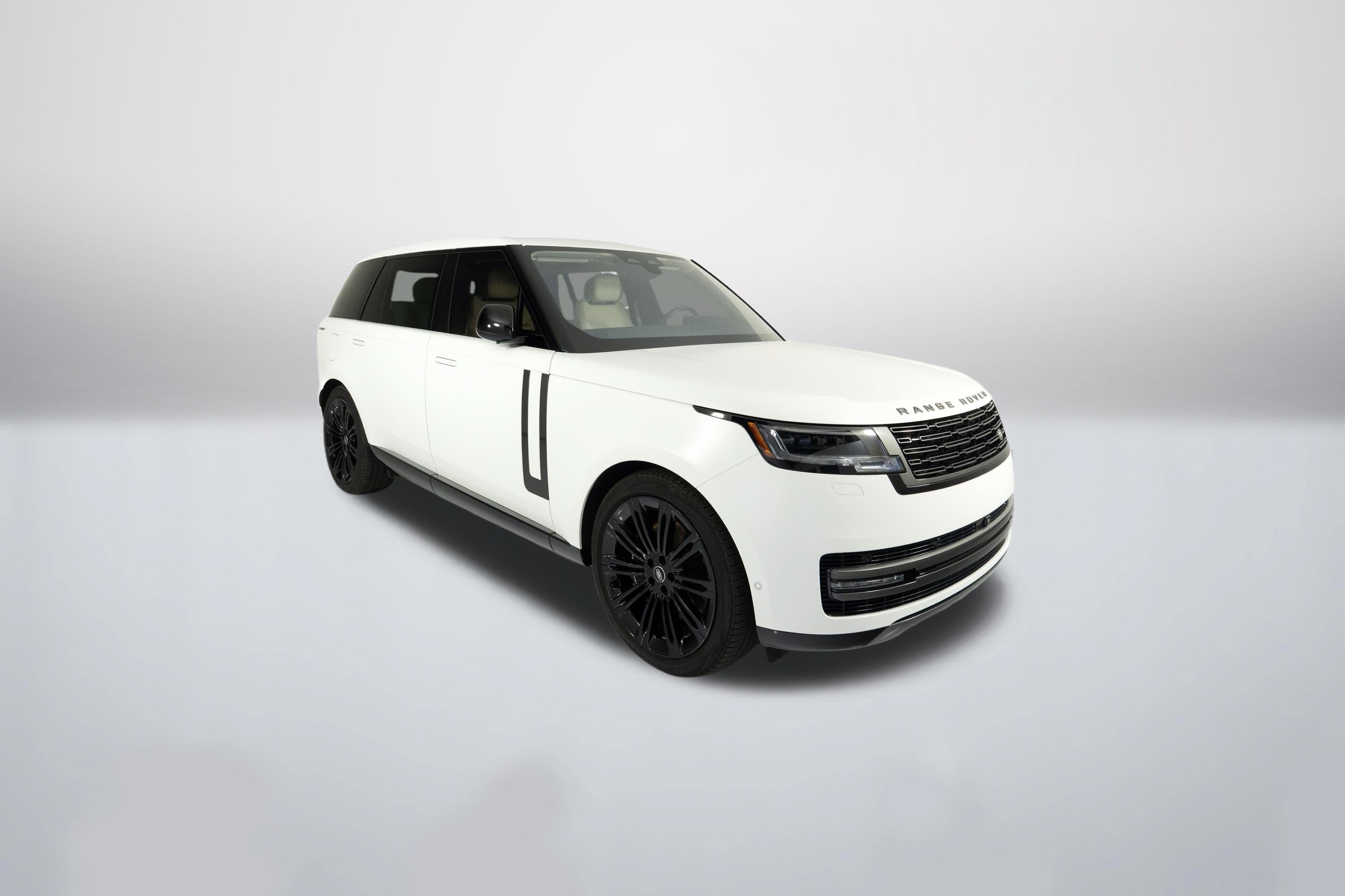 Used 2023 Land Rover Range Rover Long Wheelbase SE AWD/4WD image 1