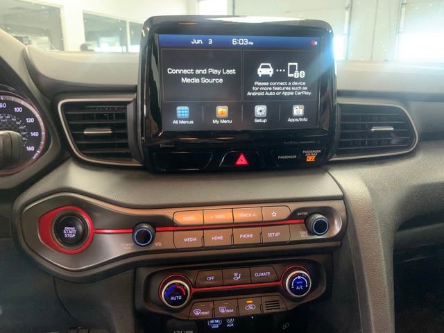 Used 2021 Hyundai Veloster 2.0 Premium FWD image 16
