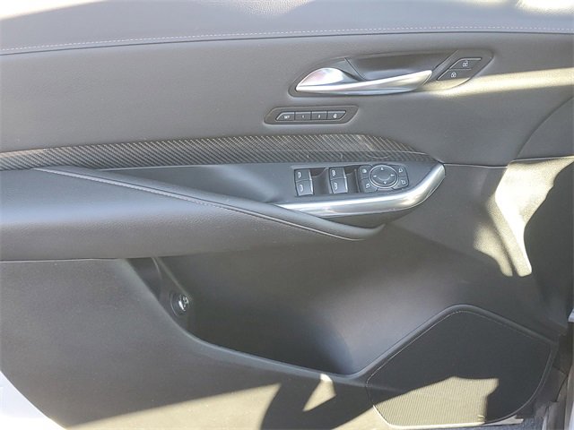 Used 2020 Cadillac XT4 Sport w/ Cold Weather Package image 17