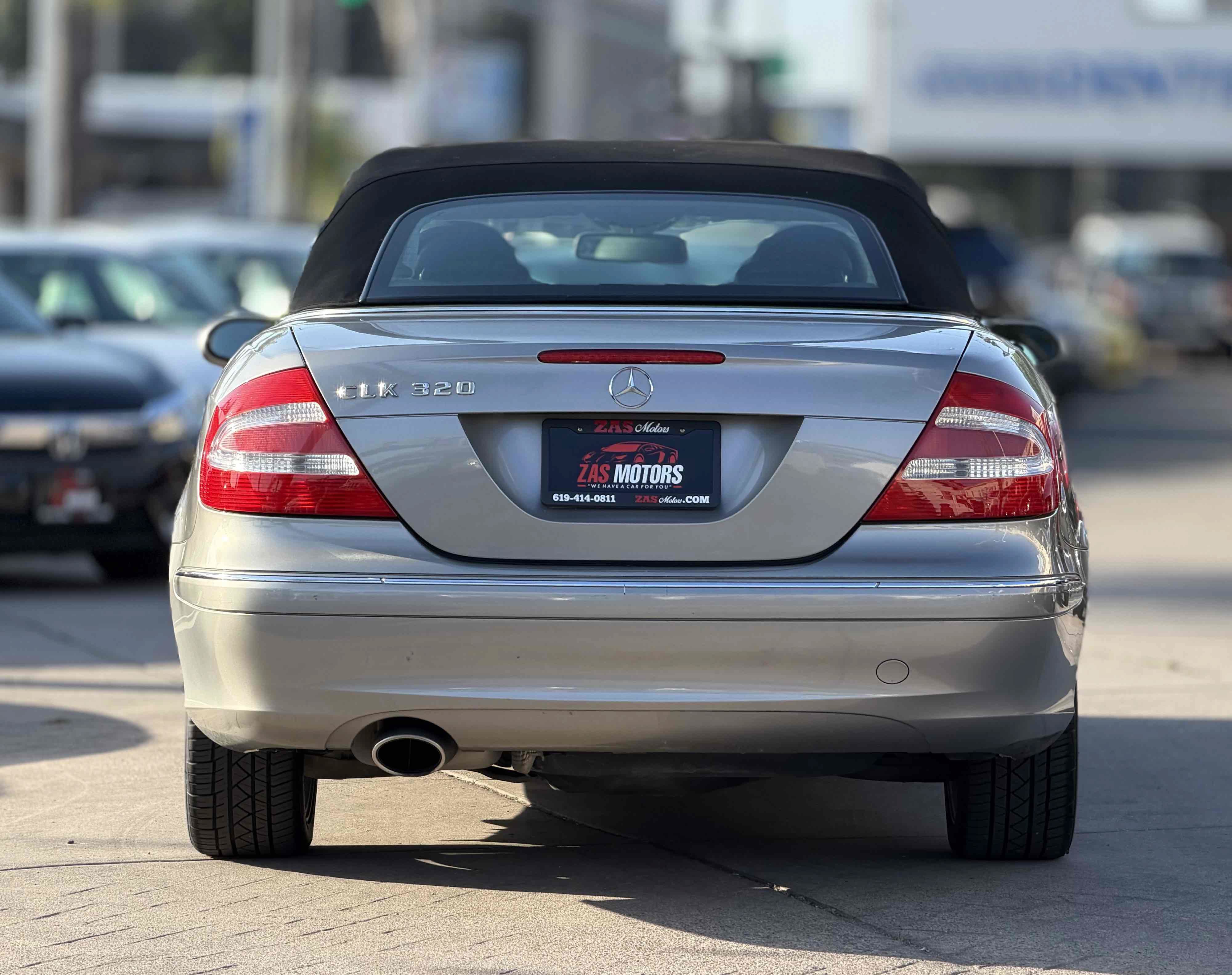Used 2005 Mercedes-Benz CLK 320 Cabriolet image 5