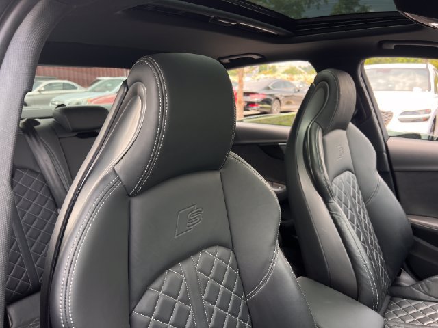 Used 2023 Audi S4 Premium Plus AWD/4WD image 31