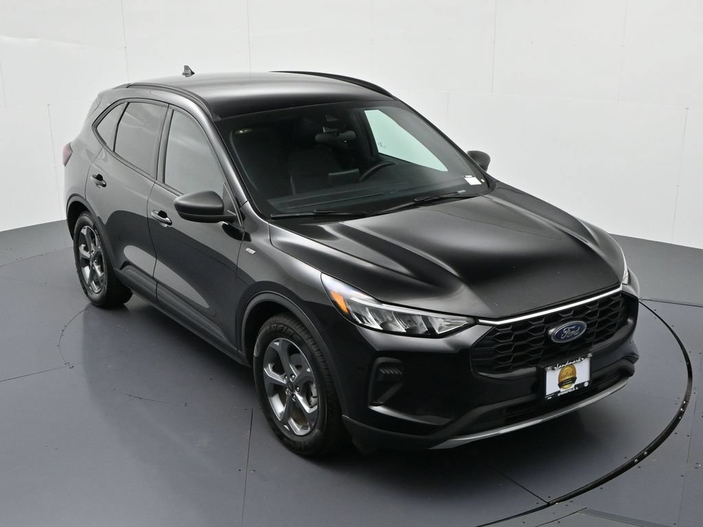Certified 2025 Ford Escape ST-Line FWD image 18
