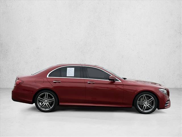 Used 2017 Mercedes-Benz E 300 image 4