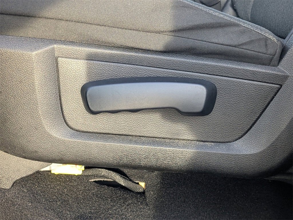 Used 2024 RAM 1500 Classic Warlock image 17