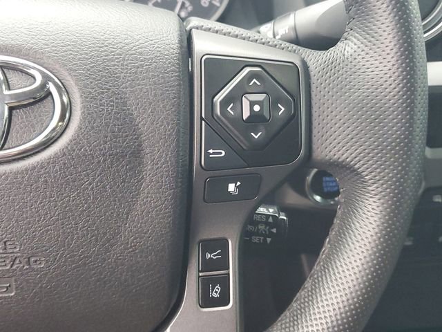 Used 2021 Toyota Tacoma TRD Sport image 25