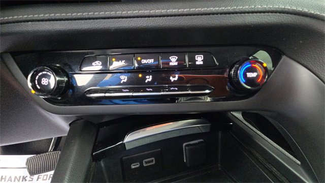 Used 2023 Buick Envision Preferred image 18