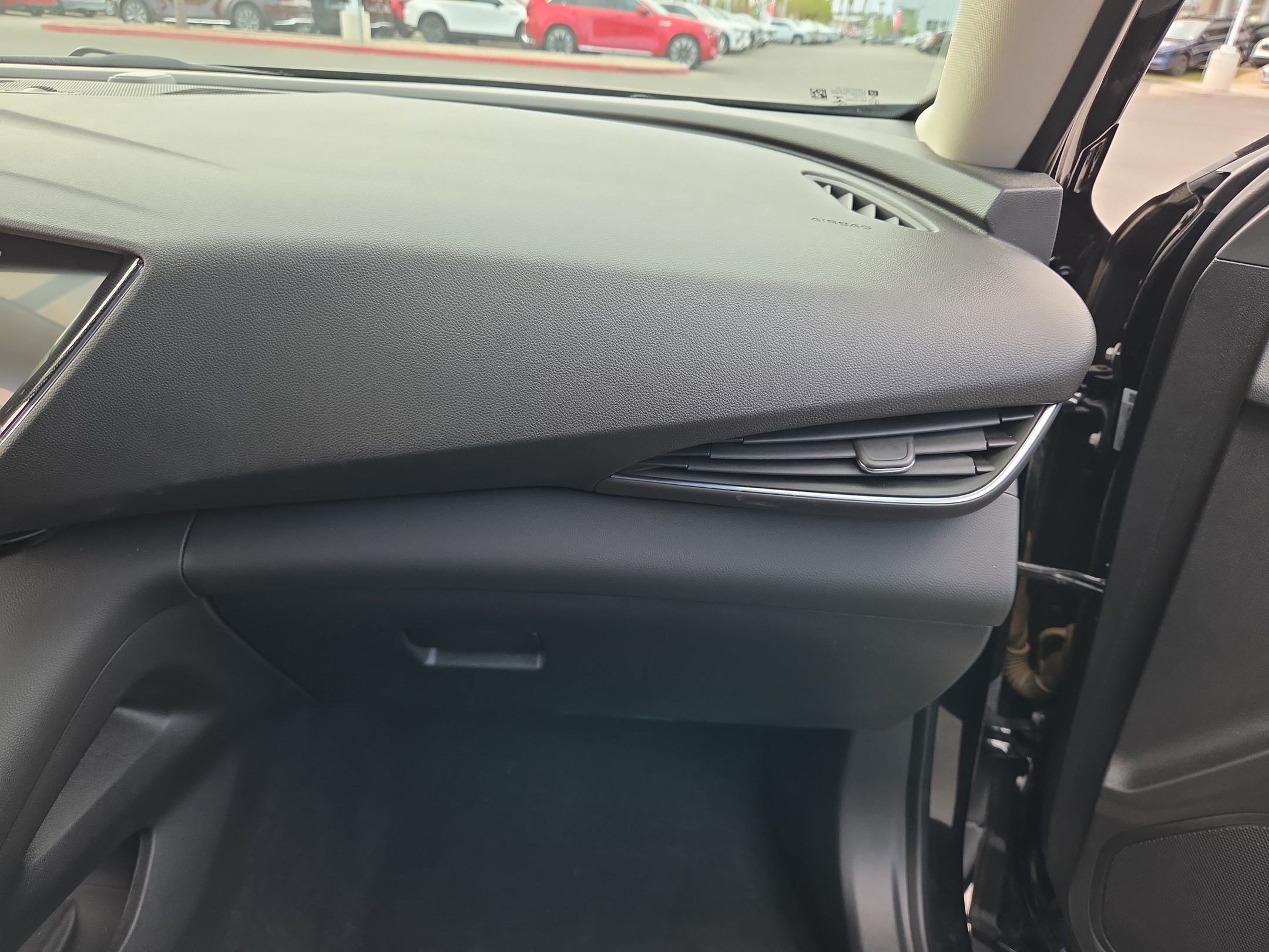 Certified 2022 Buick Envision Preferred FWD image 28