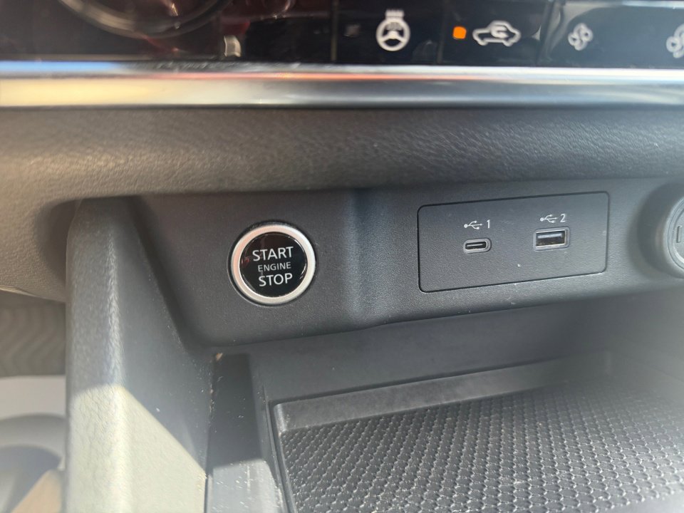 Used 2023 Nissan Rogue SV w/ SV Premium Package image 23