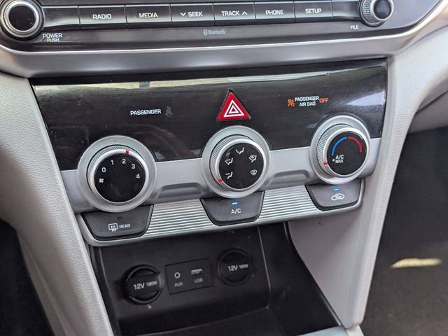 Used 2019 Hyundai Elantra SE FWD image 28