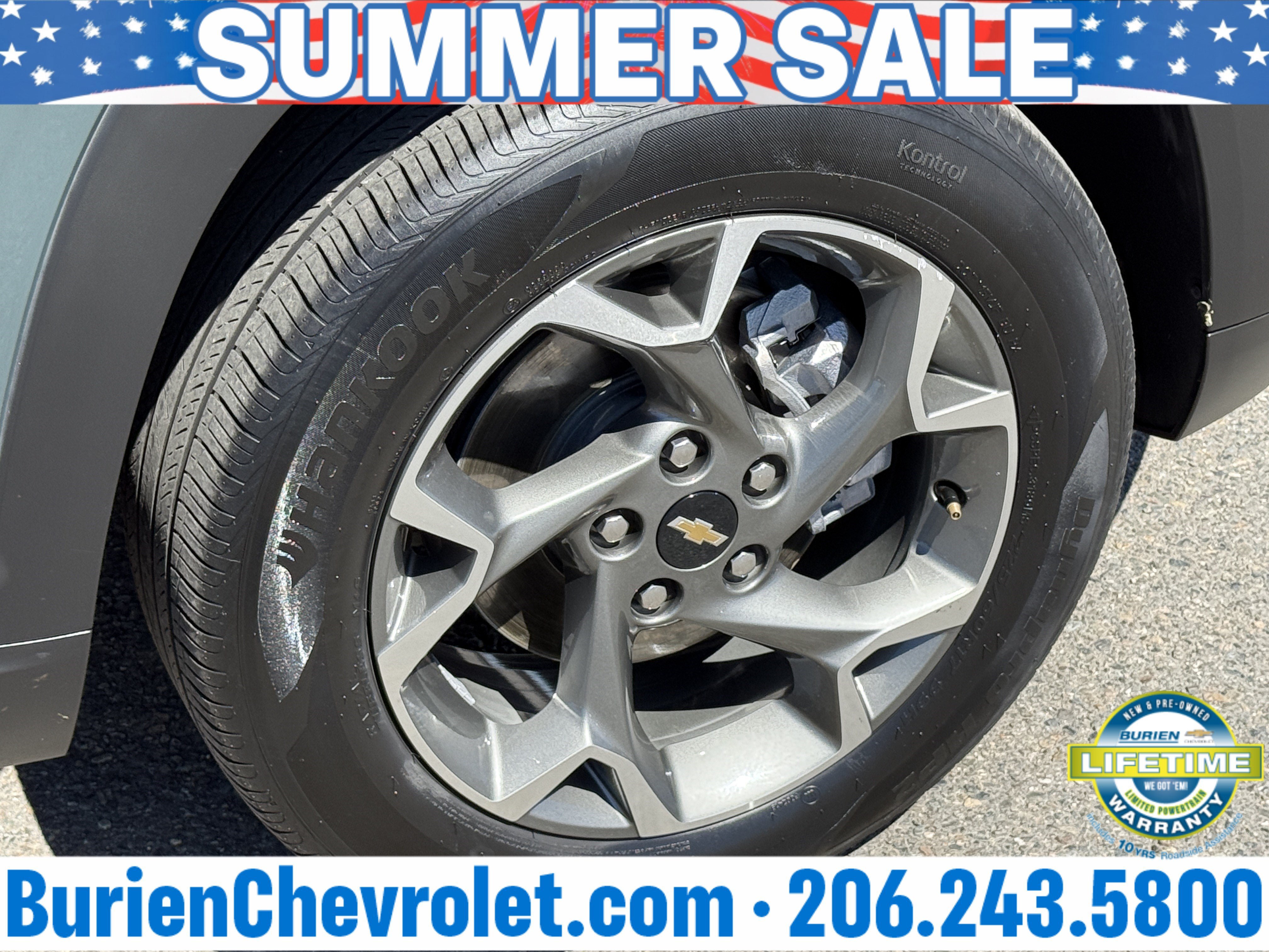 Used 2025 Chevrolet Trax LT FWD image 27