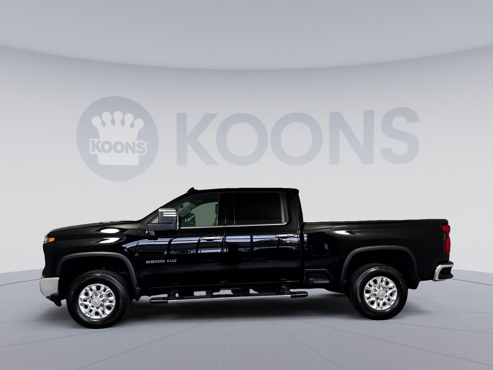 Used 2024 Chevrolet Silverado 2500 LTZ w/ LTZ Convenience Package AWD/4WD image 2