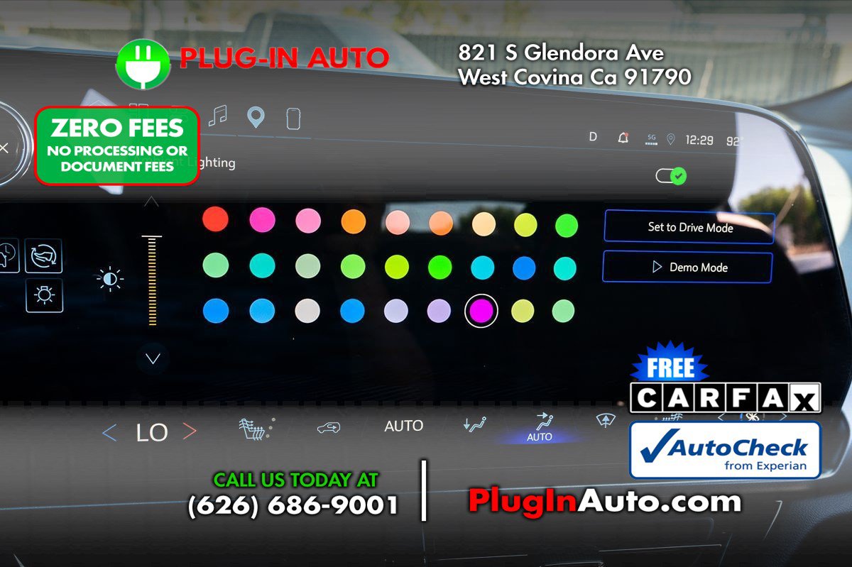 Used 2024 Chevrolet Equinox EV RS FWD image 28