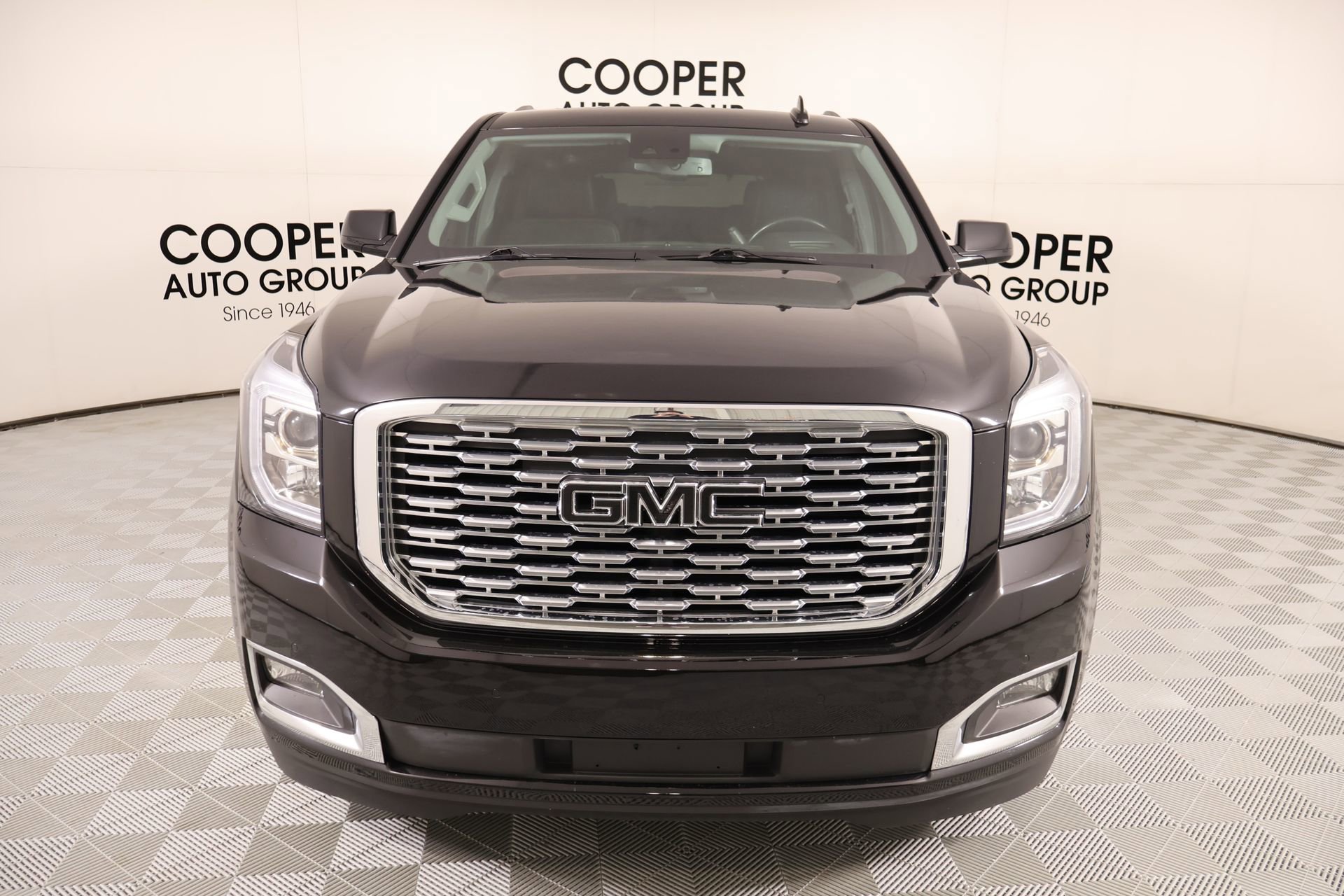 Used 2020 GMC Yukon Denali w/ Open Road Package AWD/4WD image 10