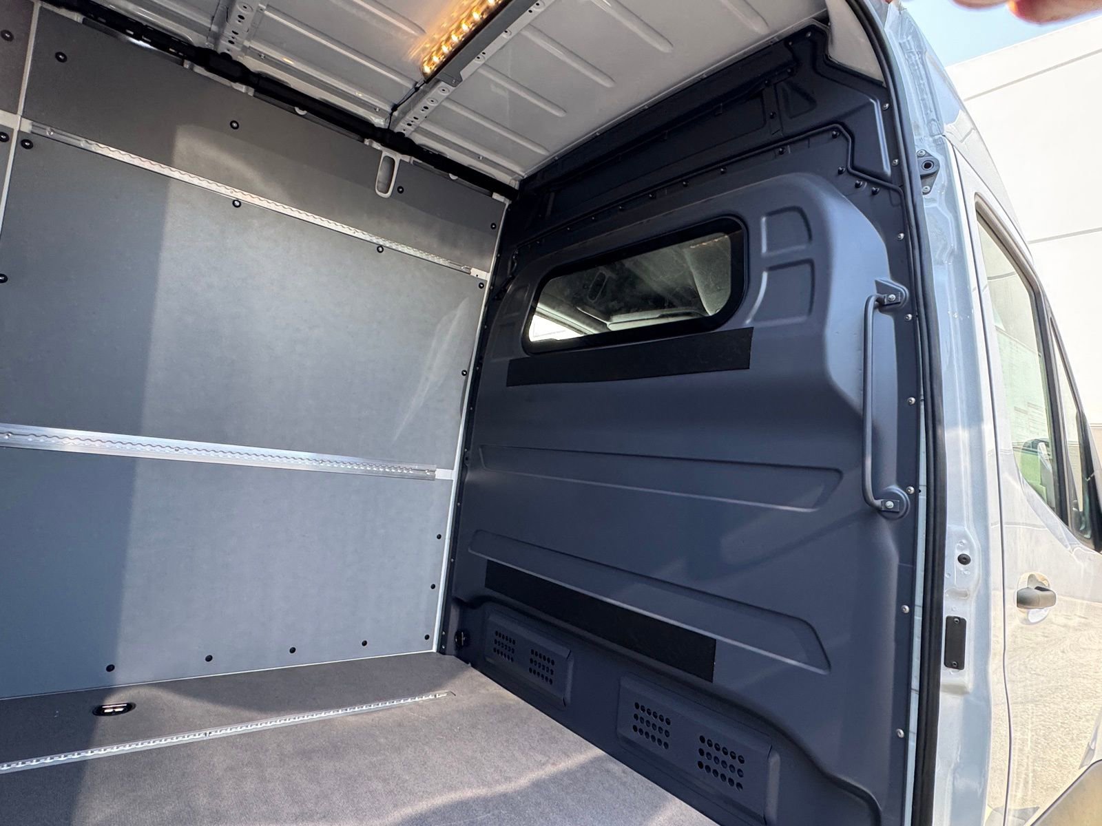 New 2025 Mercedes-Benz Sprinter 3500 image 10