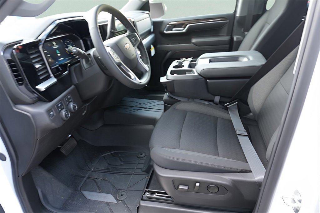 New 2026 Chevrolet Silverado 1500 LT w/ Safety Package image 14