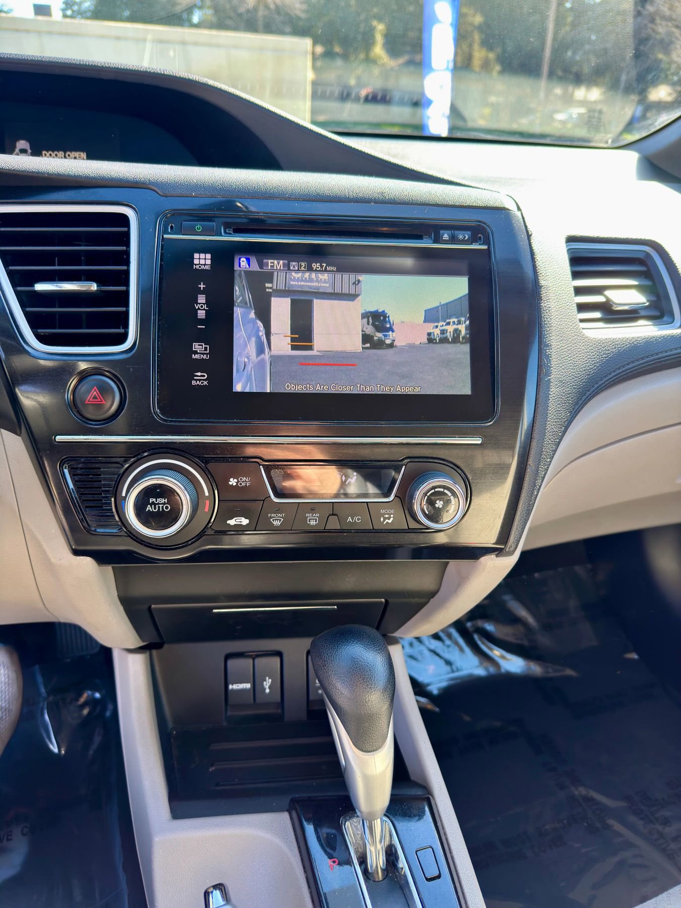 Used 2015 Honda Civic Hybrid Sedan image 10