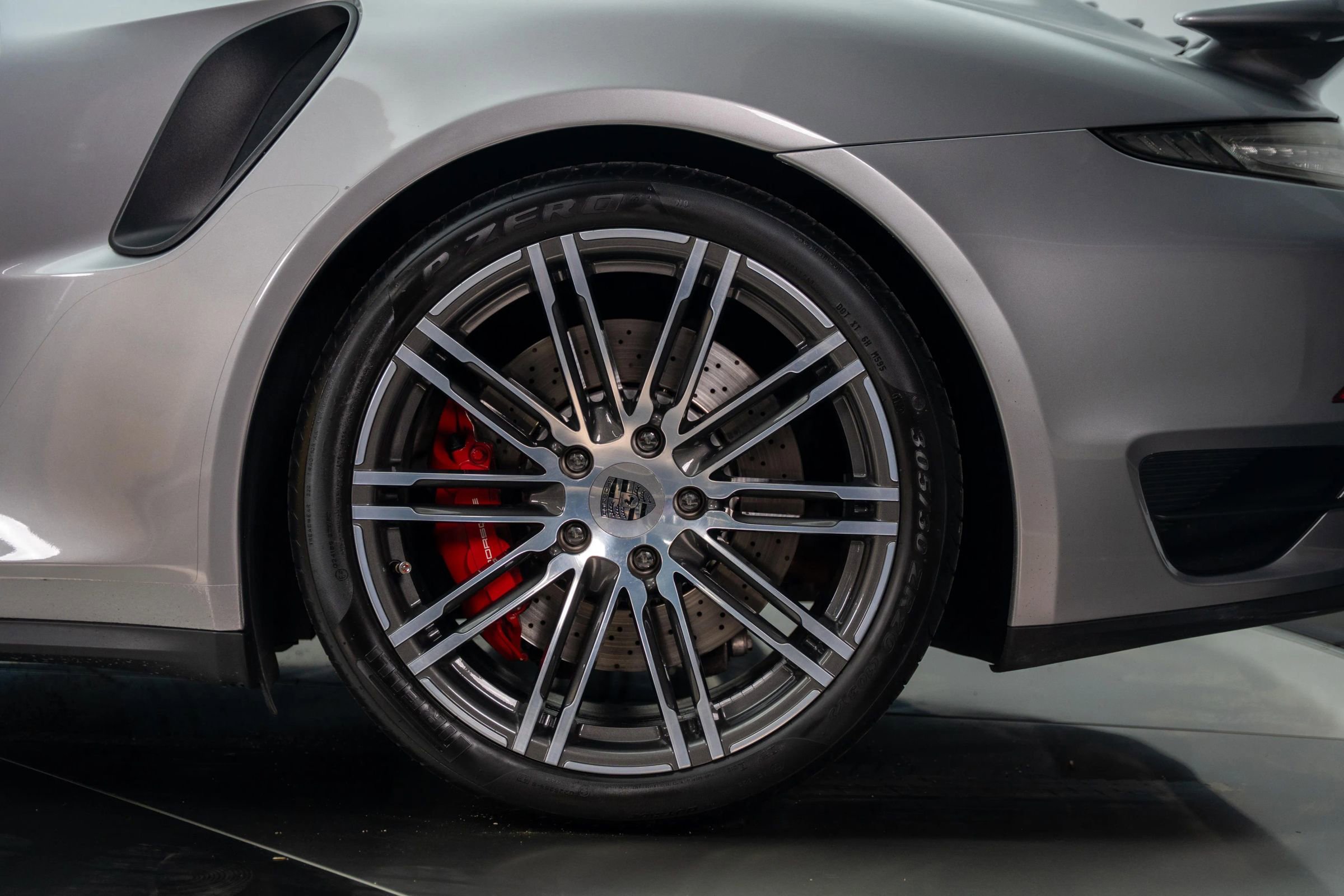 Used 2015 Porsche 911 Turbo image 26