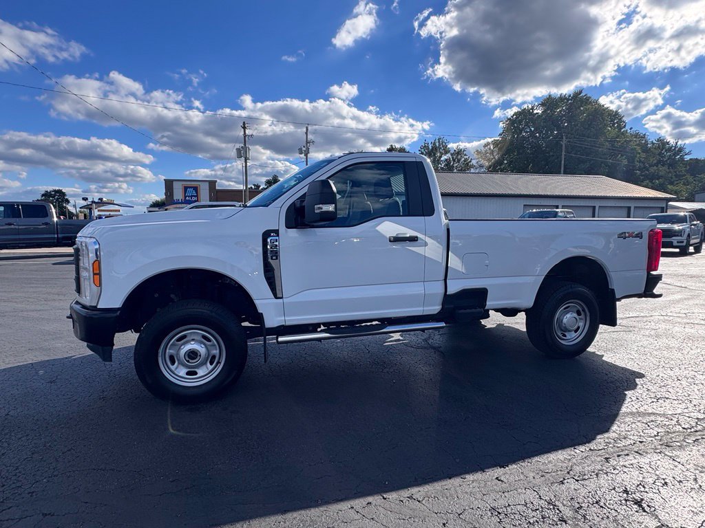 Used 2025 Ford F250 XL w/ XL Off-Road Package AWD/4WD image 2