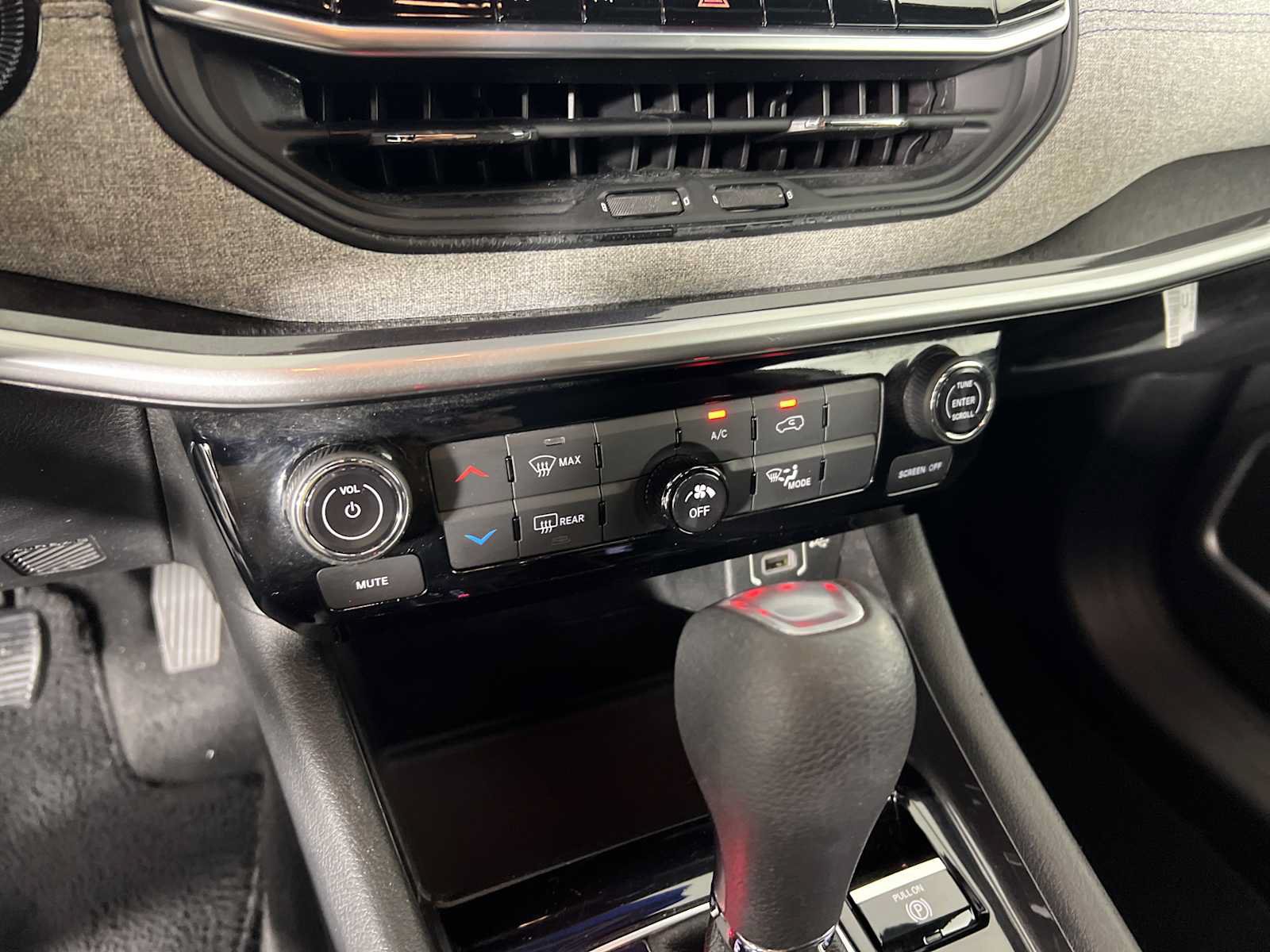 Used 2023 Jeep Compass Sport AWD/4WD image 28
