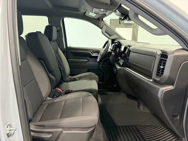Used 2024 Chevrolet Silverado 1500 LT AWD/4WD image 20