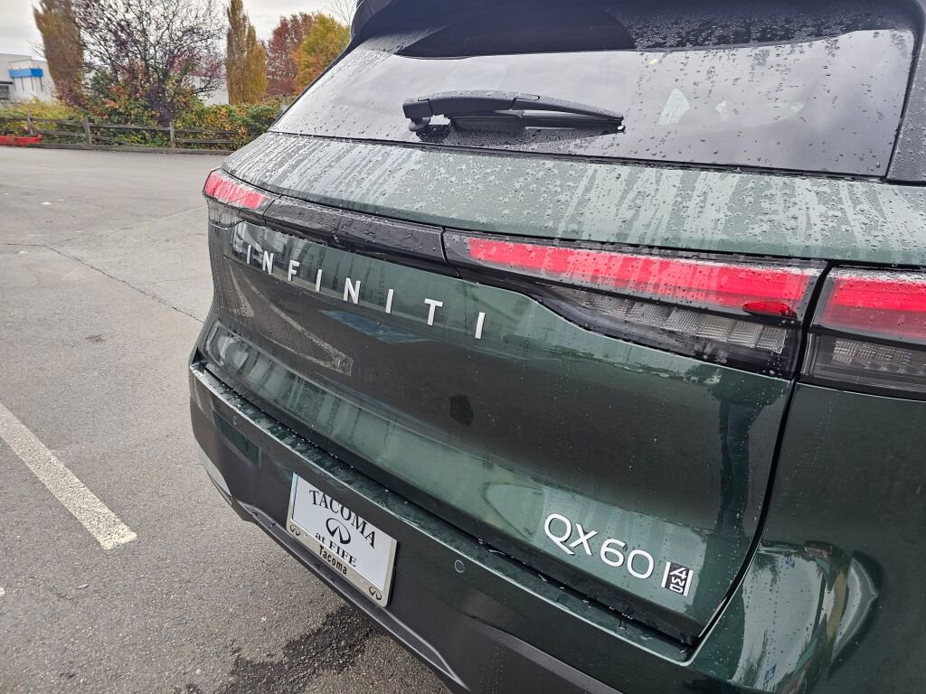 New 2026 INFINITI QX60 Luxe w/ Cargo Package image 18