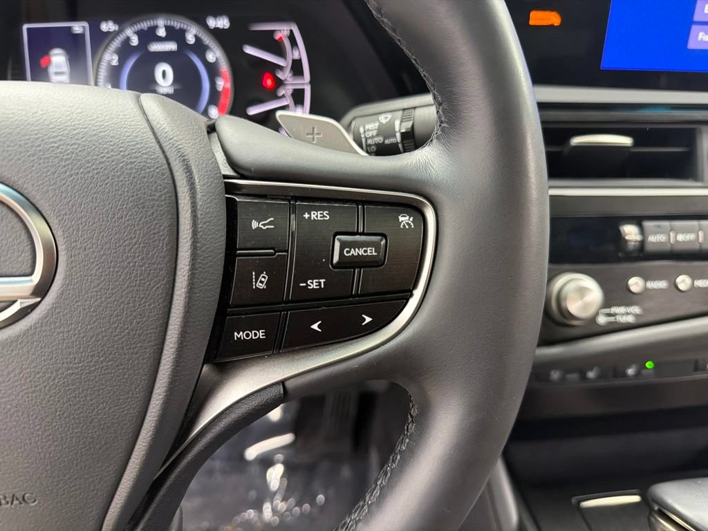 Used 2023 Lexus ES 350 w/ Premium Package FWD image 14