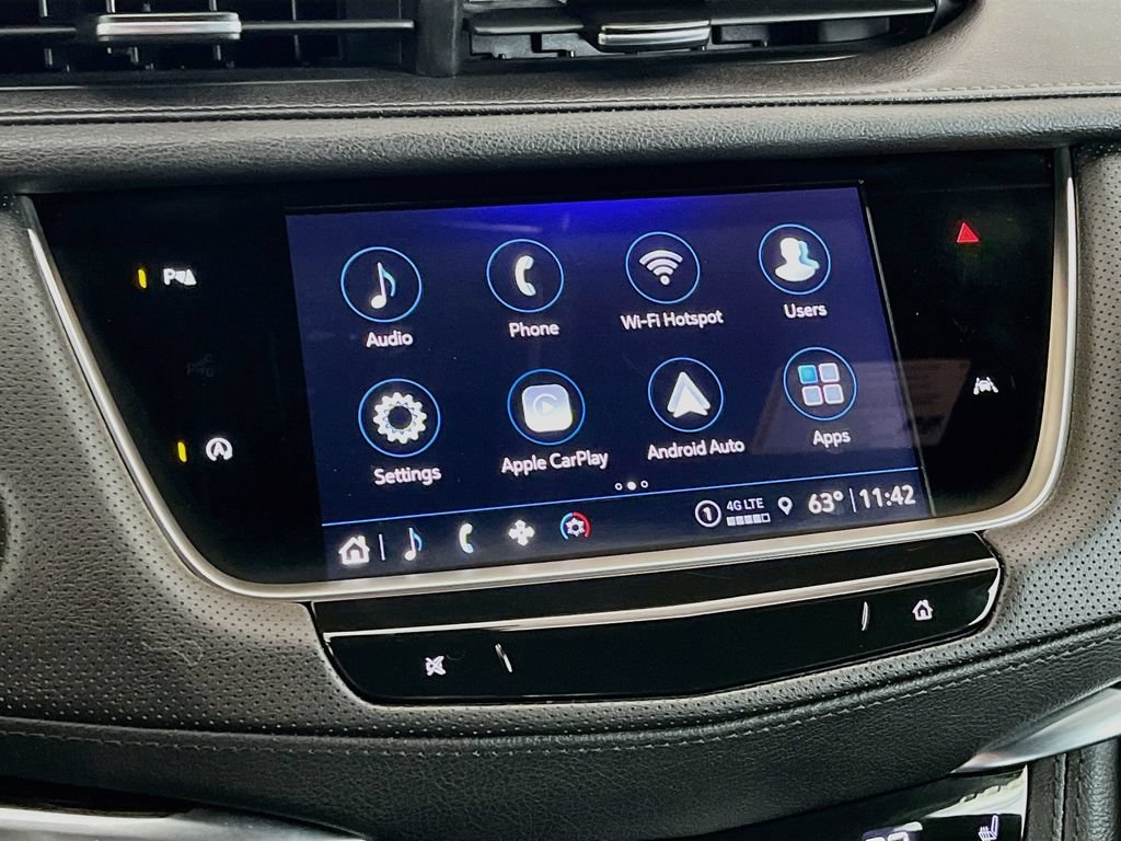 Used 2025 Cadillac XT6 Luxury w/ LPO, Floor Liner Package AWD/4WD image 15