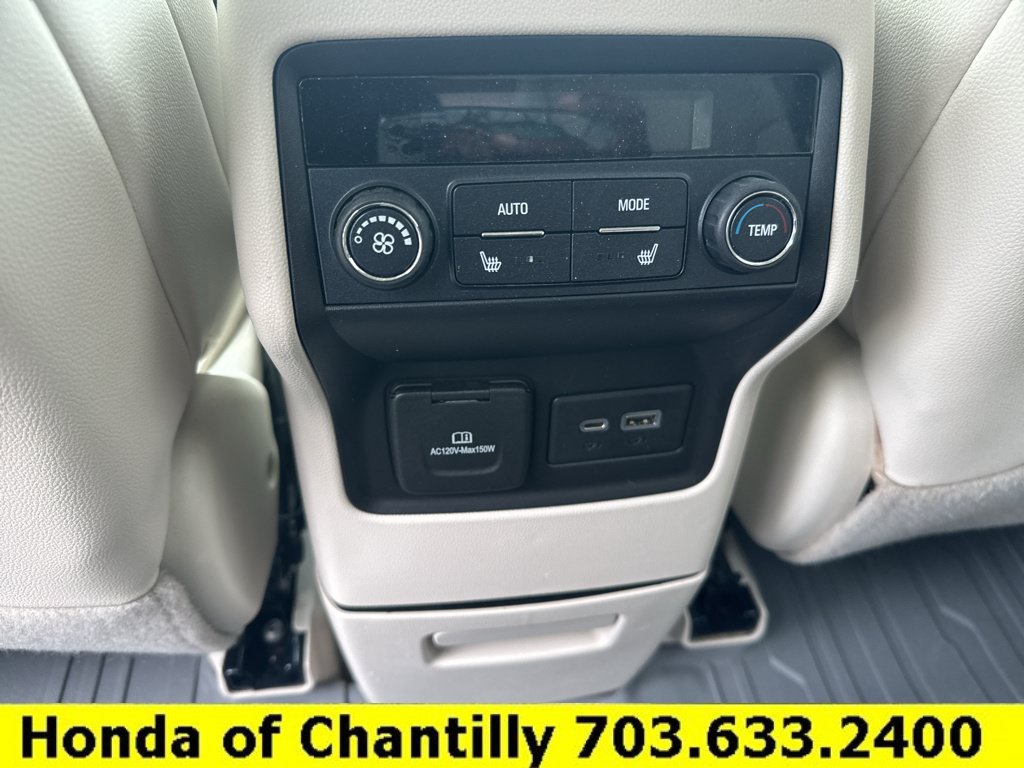 Used 2020 GMC Acadia Denali w/ Denali Ultimate Package AWD/4WD image 31