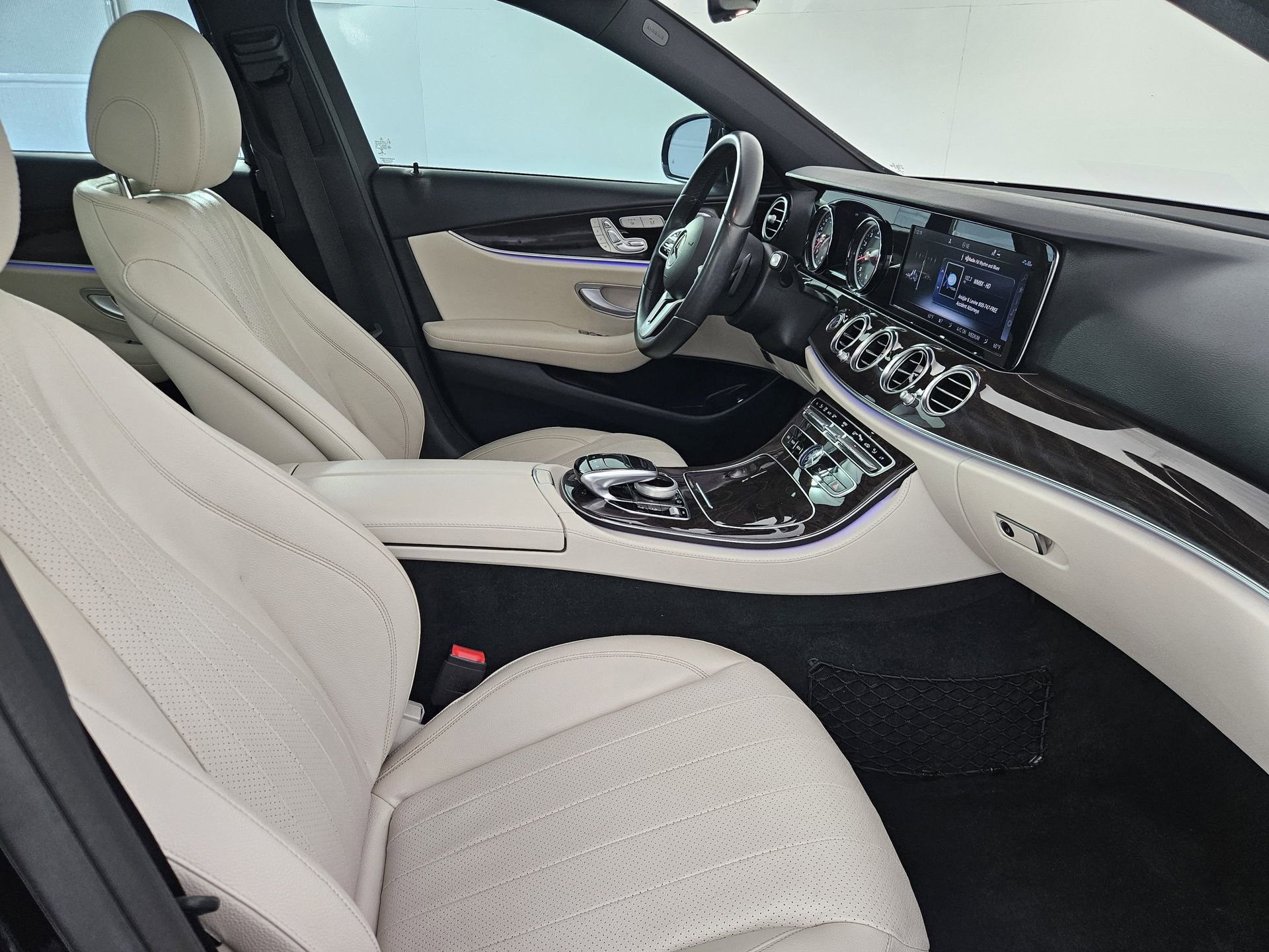 Used 2019 Mercedes-Benz E 450 4MATIC Wagon image 44