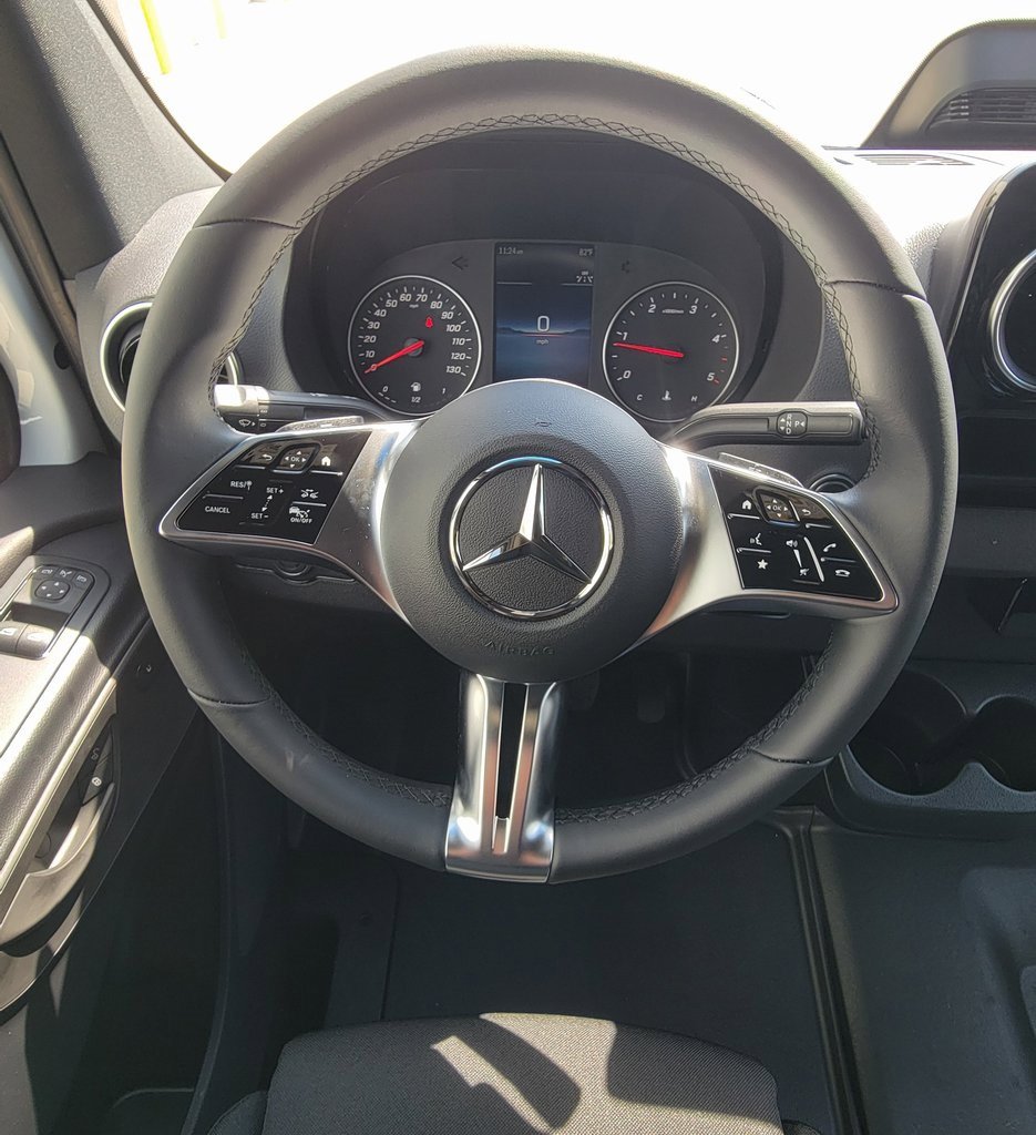New 2025 Mercedes-Benz Sprinter 2500 image 12