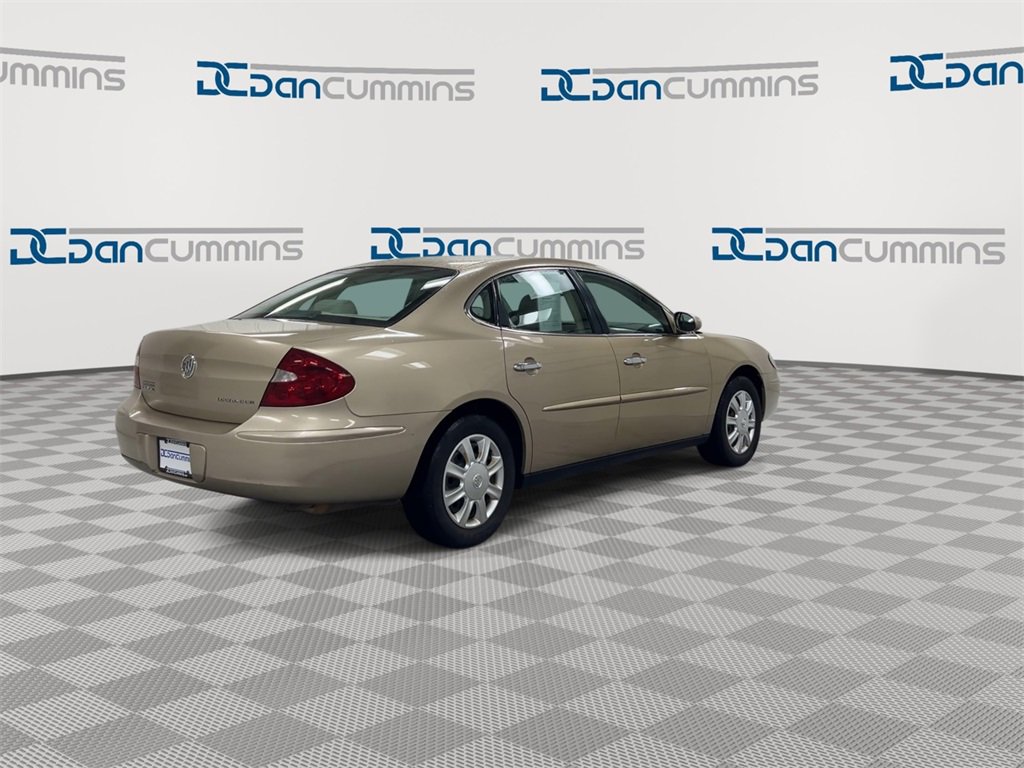 Used 2005 Buick LaCrosse CX image 8