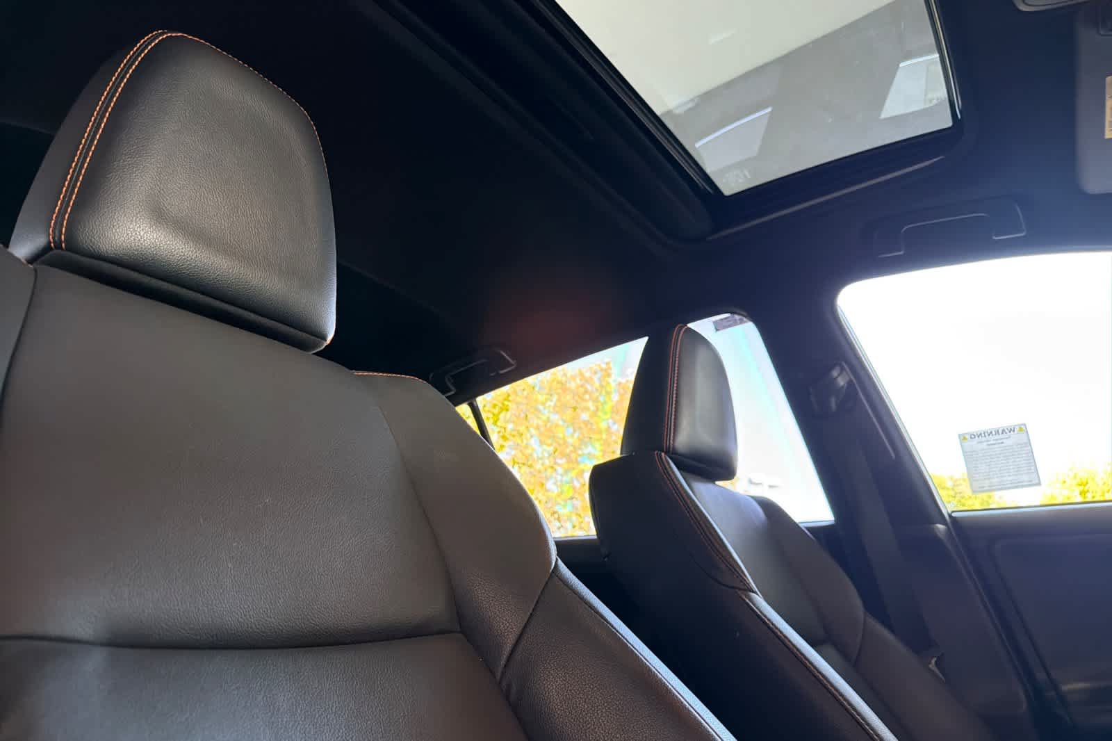 Used 2018 Toyota RAV4 SE w/ Power Extra Value Package FWD image 17