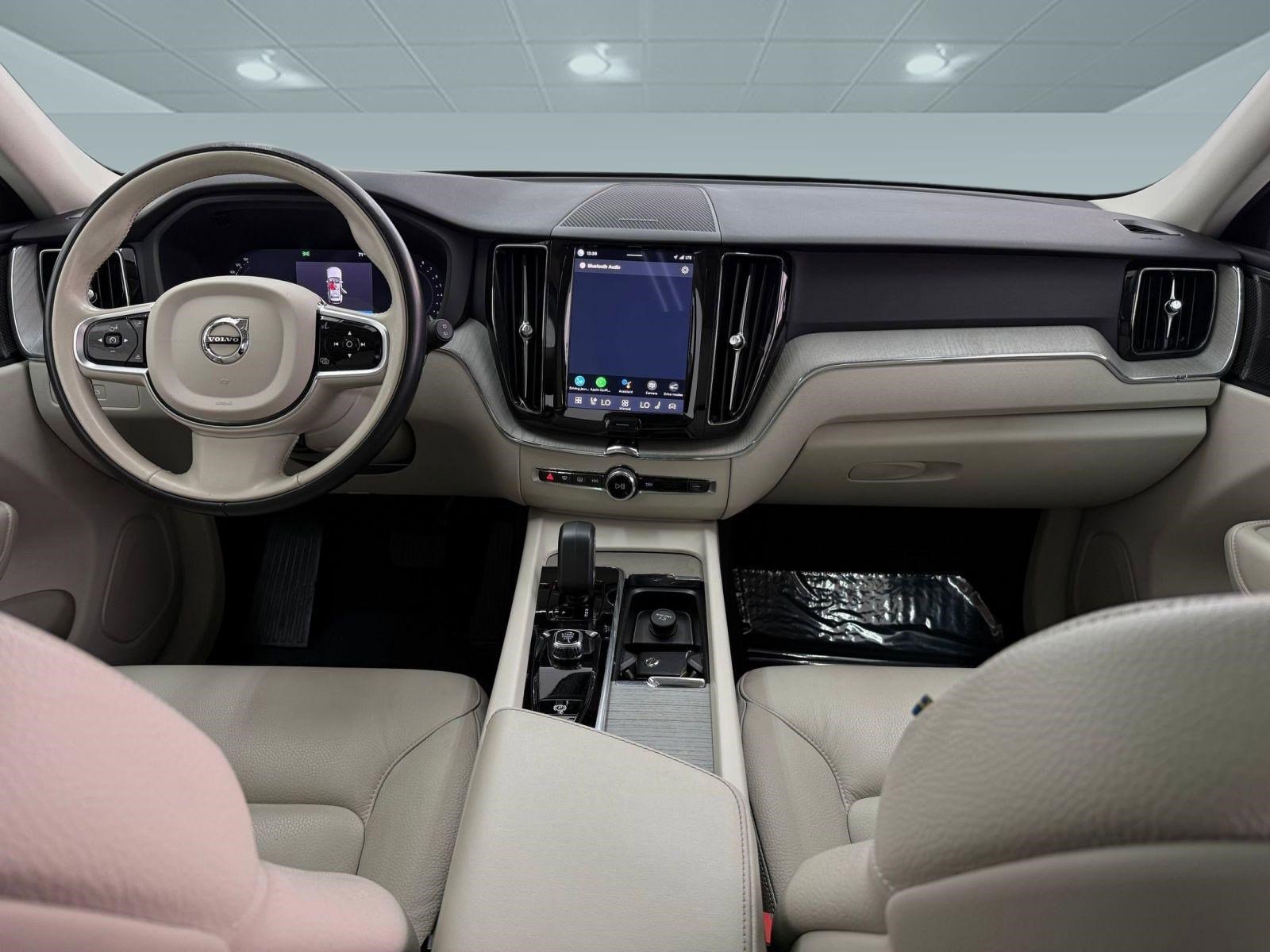 Used 2024 Volvo XC60 B5 Plus w/ Protection Package Premier image 14