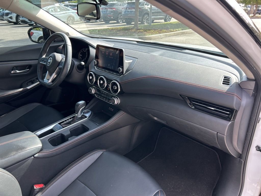 Used 2021 Nissan Sentra SR w/ SR Premium Package image 42